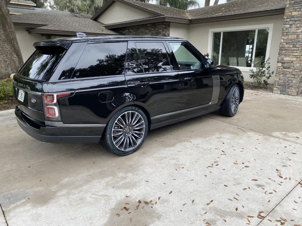 Black Range Rover with glossy paint after ceramic coating